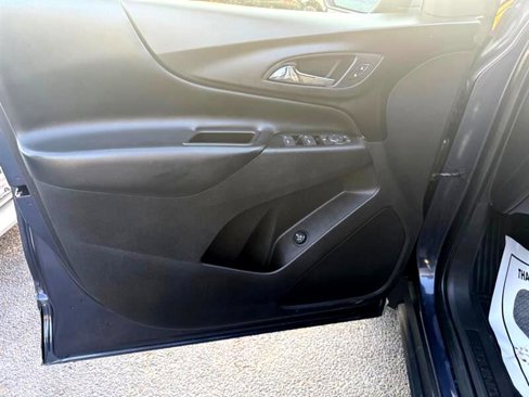 Used 2018 Chevrolet Equinox LT image 38
