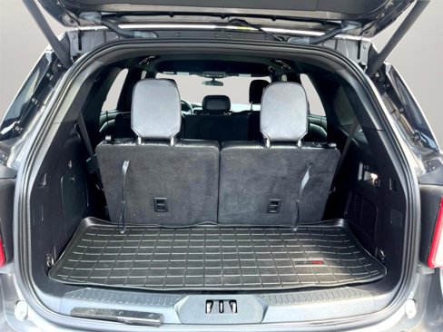 Used 2020 Ford Explorer XLT w/ Equipment Group 202A image 13