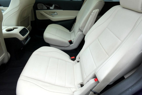 Used 2022 Mercedes-Benz GLS 450 4MATIC image 14