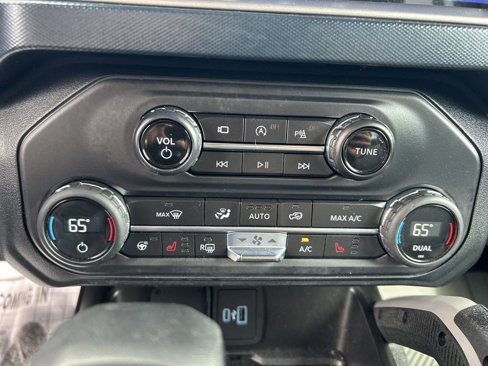 Certified 2023 Ford Bronco Outer Banks image 24