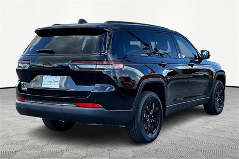 New 2025 Jeep Grand Cherokee L Altitude image 17
