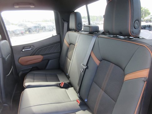New 2026 GMC Canyon AT4 image 17