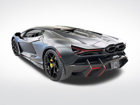Used 2024 Lamborghini Revuelto image 3