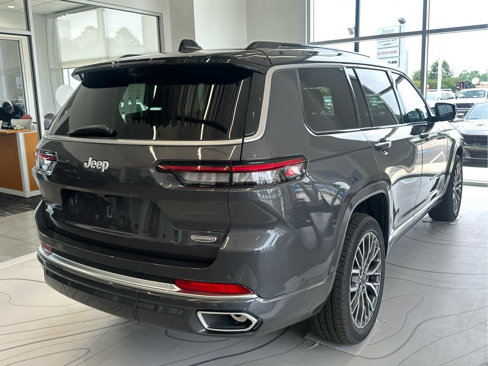 New 2025 Jeep Grand Cherokee L Summit image 3