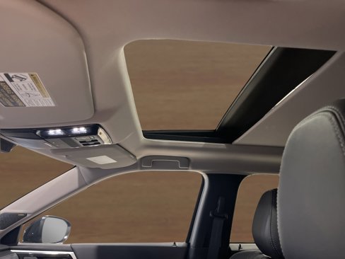 New 2025 Mitsubishi Outlander SE image 26
