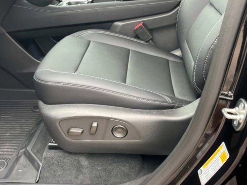 New 2026 Chevrolet Traverse LT w/ Enhanced Driving Package image 24