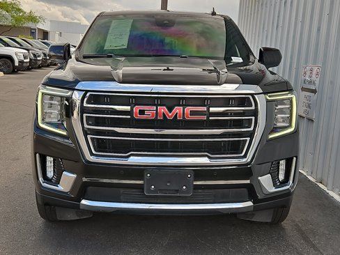 Used 2023 GMC Yukon SLT image 2
