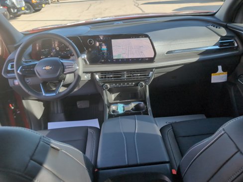 New 2026 Chevrolet Traverse LT w/ Driver Confidence Package image 9