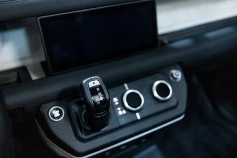 Used 2021 Land Rover Defender 90 First Edition image 50
