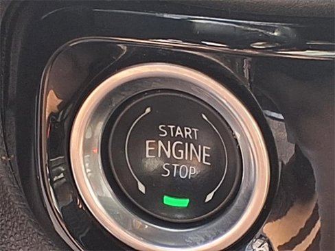 Used 2025 Chevrolet Silverado 1500 LT image 11