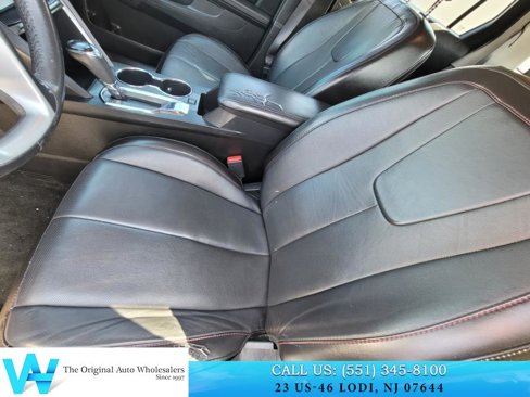 Used 2017 GMC Terrain SLT w/ Open Road Package image 13