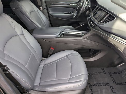 Used 2024 Buick Enclave Premium image 31