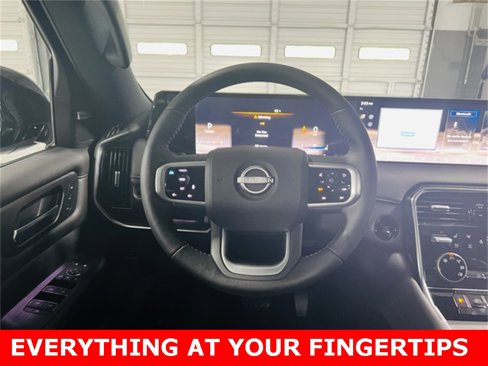New 2025 Nissan Armada Platinum image 5