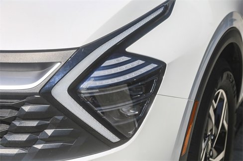 Certified 2024 Kia Sportage LX image 6
