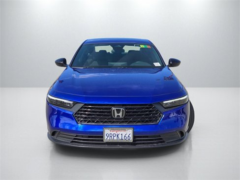Used 2025 Honda Accord Sport image 2