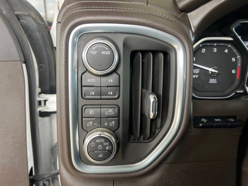 Used 2021 GMC Sierra 1500 Denali w/ Denali Ultimate Package image 19