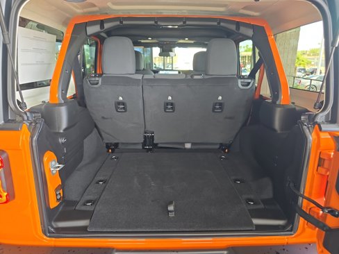 New 2025 Jeep Wrangler Unlimited Rubicon w/ Steel Bumper Group image 34