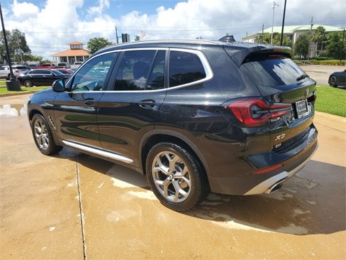 Used 2024 BMW X3 xDrive30i image 3