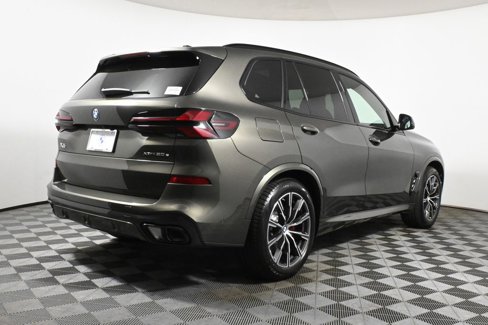 New 2026 BMW X5 xDrive50e w/ M Sport Package image 7