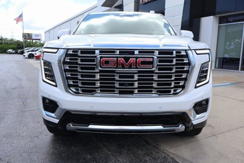 New 2026 GMC Yukon XL Denali w/ Denali Reserve Package image 2