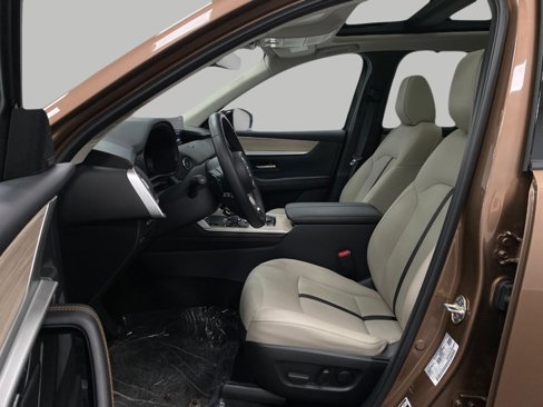 Used 2025 MAZDA CX-70 Plug-In Hybrid w/ Premium Pkg image 30