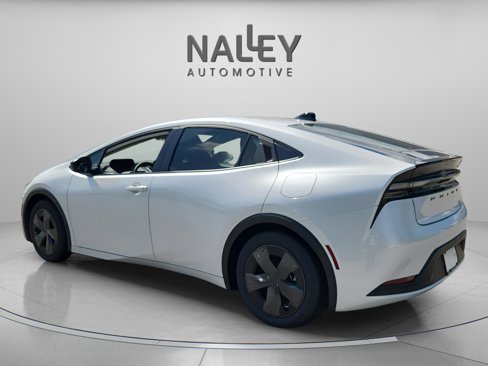New 2026 Toyota Prius Plug-In Hybrid image 3