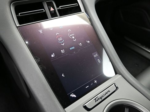 Certified 2026 Porsche Taycan image 22