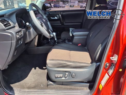 Used 2022 Toyota 4Runner TRD Off-Road image 13