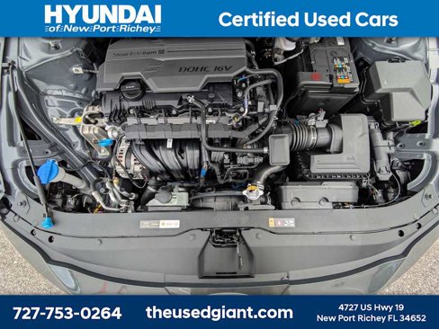 Certified 2025 Hyundai Elantra Sport image 12