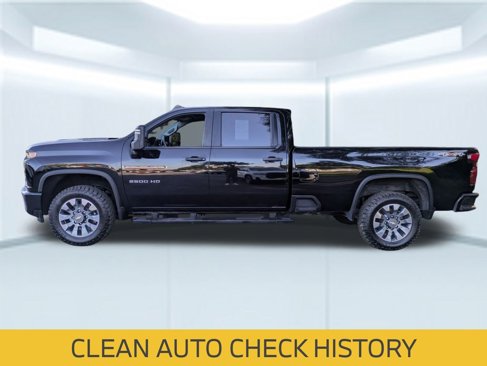 Used 2023 Chevrolet Silverado 2500 Custom w/ Custom Value Package image 2