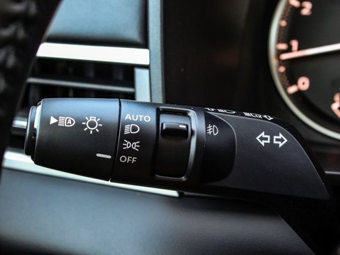 New 2025 Mitsubishi Outlander SE image 26