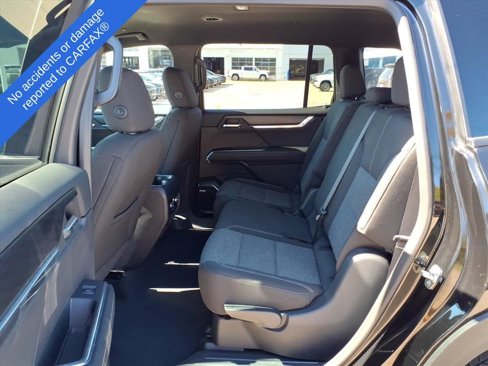 Used 2025 GMC Acadia Elevation image 12