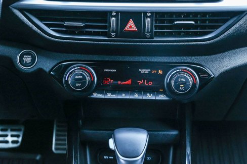 Used 2023 Kia Forte GT-Line image 22