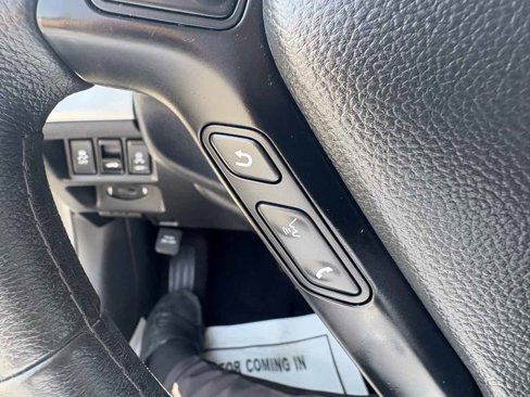 Used 2011 INFINITI G37 Sport w/ Premium Pkg image 26