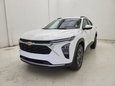 Used 2024 Chevrolet Trax LT image 15