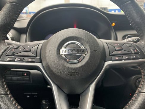 Used 2021 Nissan Kicks SR w/ SR Premium Package image 22