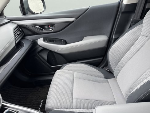 Used 2022 Subaru Outback Premium image 21