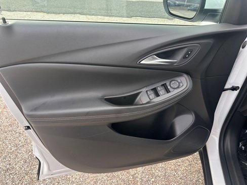Used 2025 Buick Encore GX Preferred image 20