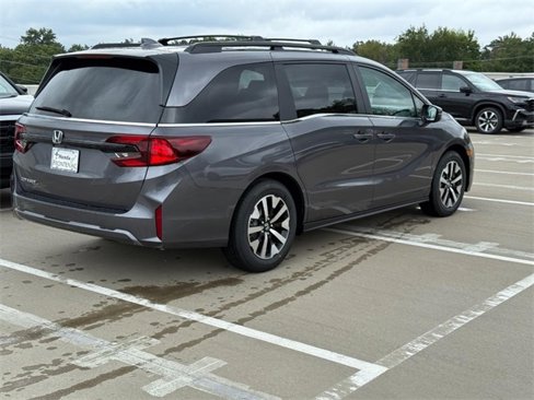 New 2026 Honda Odyssey EX-L image 3