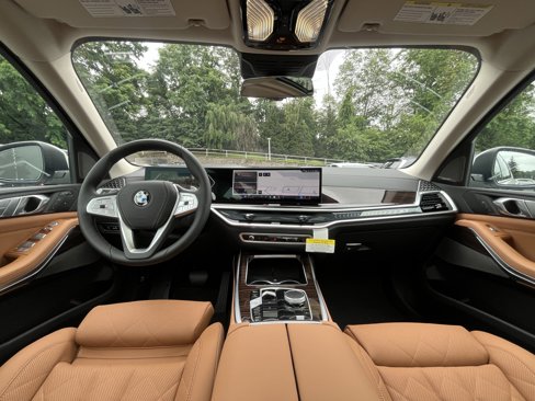 Used 2026 BMW X7 xDrive40i image 18