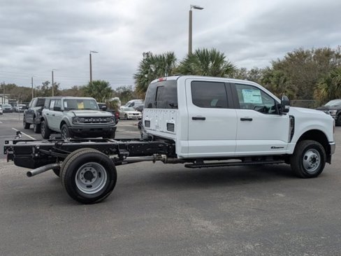 New 2025 Ford F350 XL w/ XL Chrome Package image 5