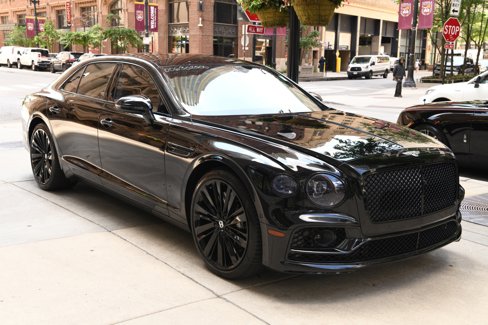 Used 2024 Bentley Flying Spur W12 image 4