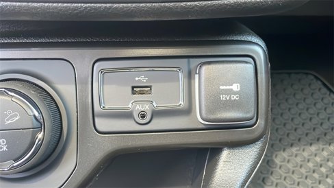 New 2023 Jeep Renegade Trailhawk w/ Sun/Sound Group image 25