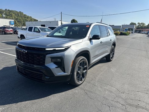 New 2026 Chevrolet Traverse RS w/ LPO, Floor Liner Package image 4