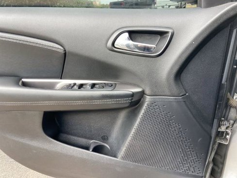 Used 2020 Dodge Journey Crossroad image 22