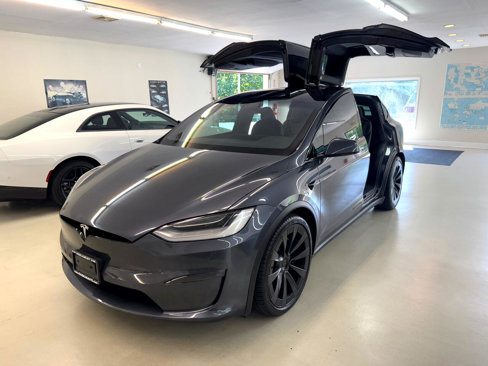 Used 2022 Tesla Model X image 31