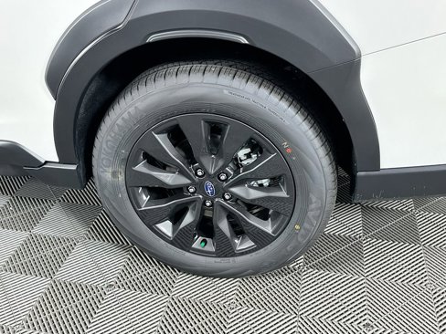 New 2025 Subaru Outback Onyx Edition image 38