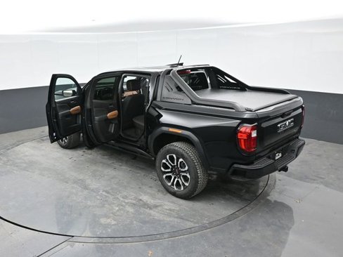New 2025 GMC Canyon AT4 w/ Nightfall Edition image 42