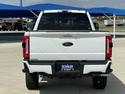 New 2025 Ford F350 Lariat w/ Lariat Ultimate Package image 6
