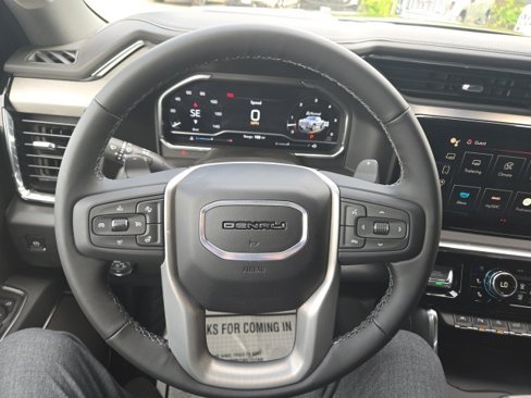 New 2025 GMC Sierra 1500 Denali w/ Denali Reserve Package image 12